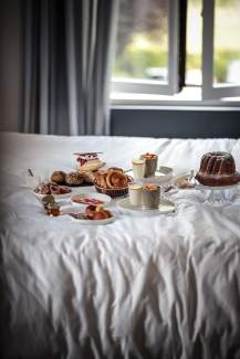 Le Chambard - Petit Déjeuner - Relais &amp; Châteaux