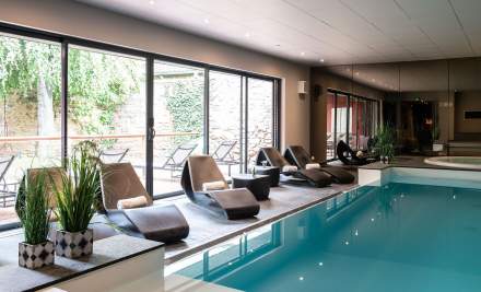 Le Chambard | Vue Piscine